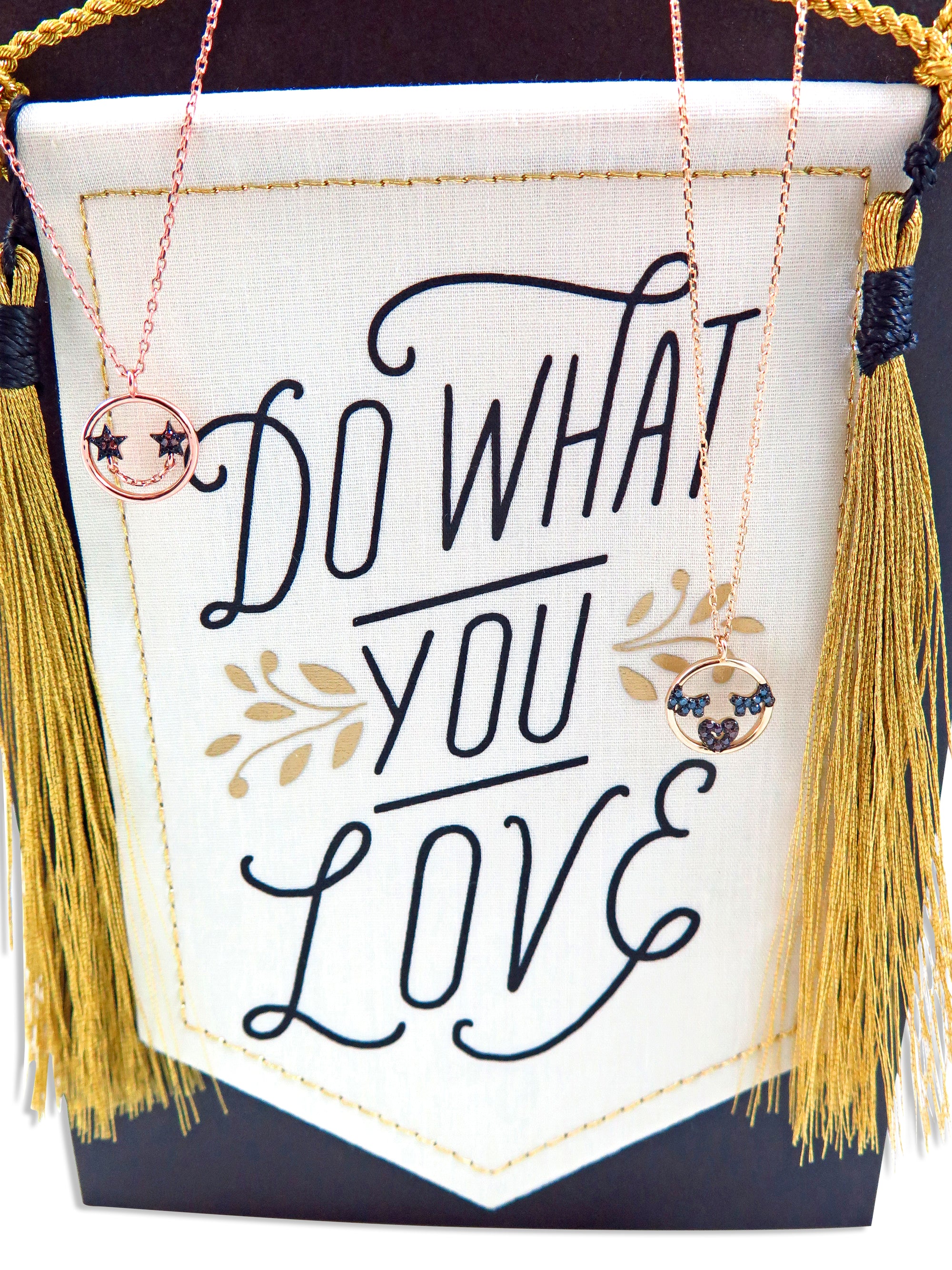 Stylist Spotlight Samantha Brown & Her Graduation Gift Guide