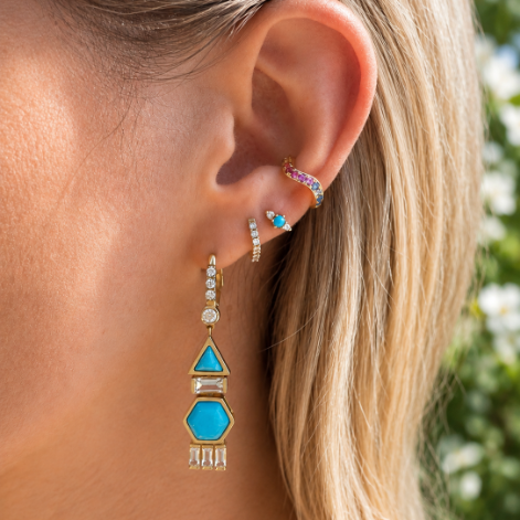 Gemstone 18K Ripple Ear Cuff