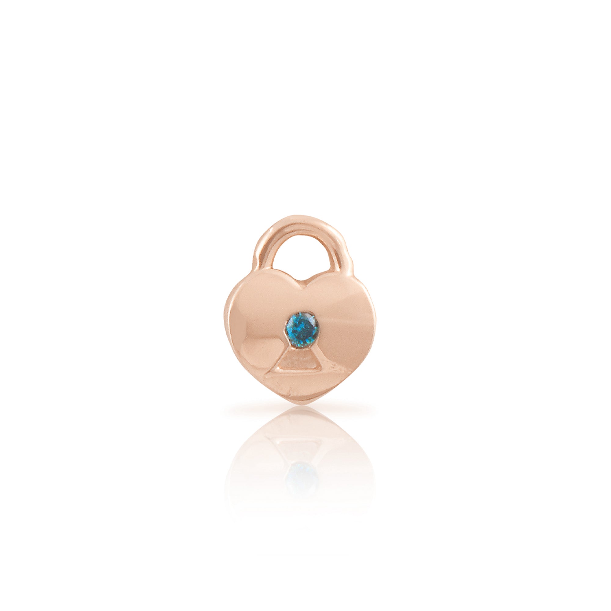 Arete con candado en forma de corazón de diamantes de 14 quilates
