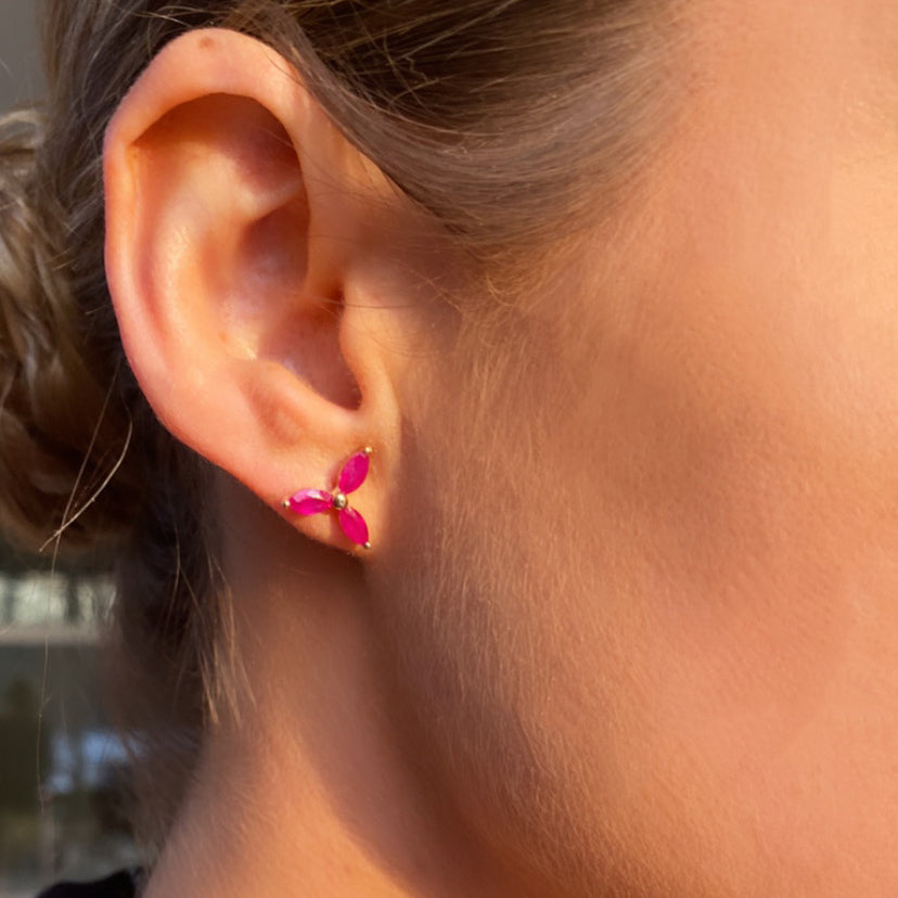 Pendientes de flor de marqués de 14 quilates con piedras preciosas