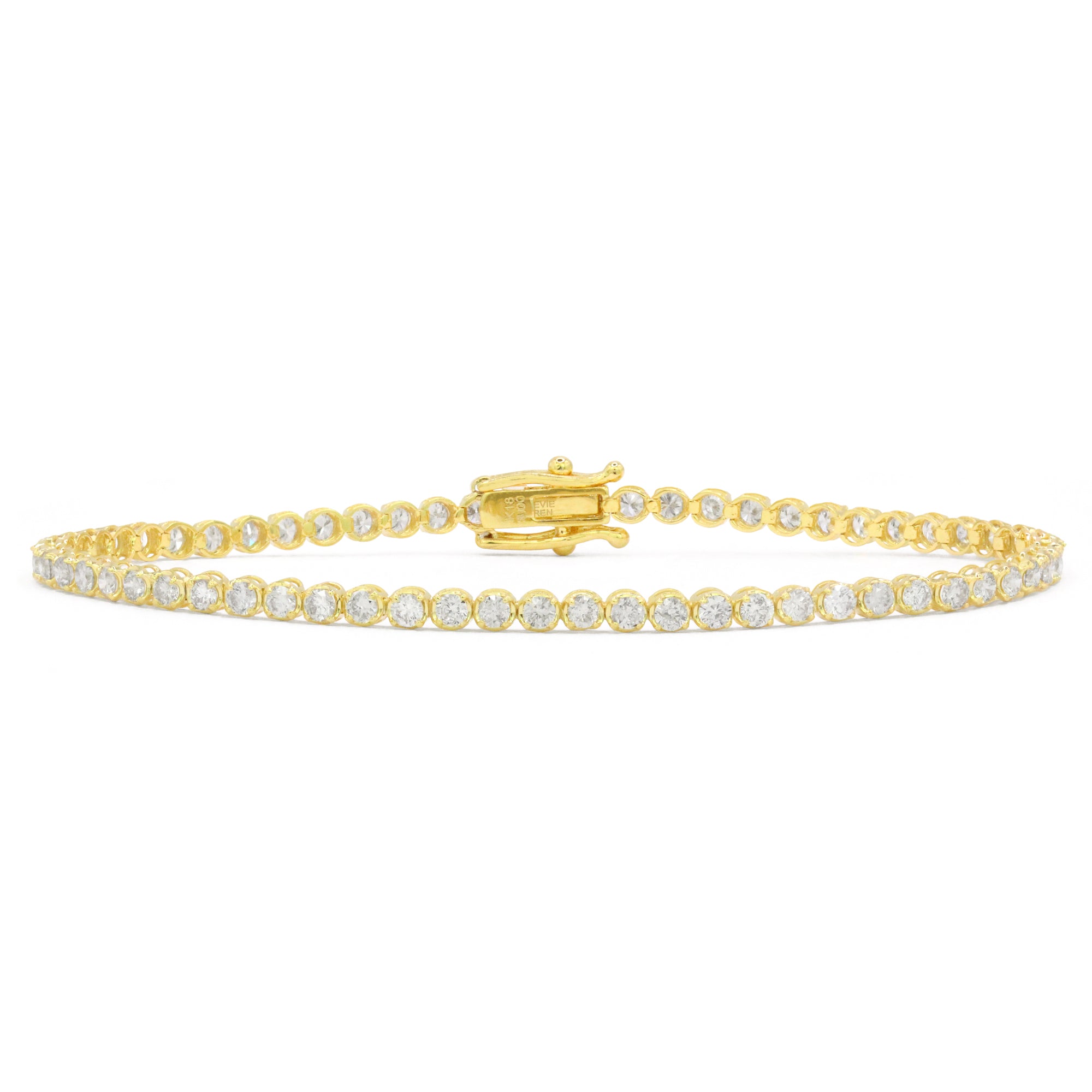 Brazalete de tenis clásico con diamantes de 18 quilates